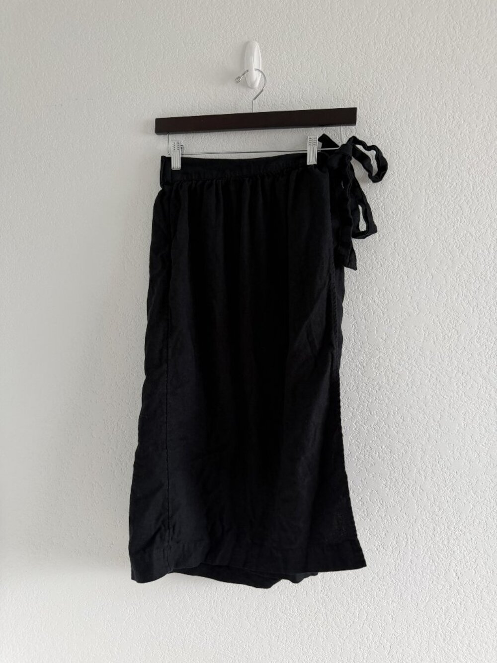 A New Day Black Linen Blend Wrap Skirt Relaxed Fit Casual Size Small Summer
